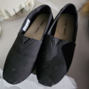 TOMS Classic Black Slip-Ons Size 6